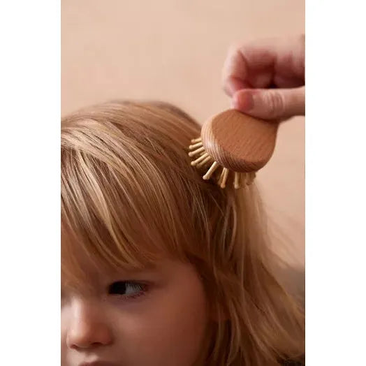 Set brosses et peigne bébé en bois avec pochette coton - Magic Môme